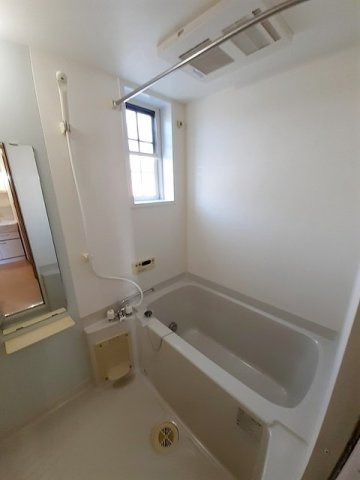 ラッフィナート・カーサ壱番館の浴室