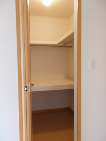 ブリアールＡの収納