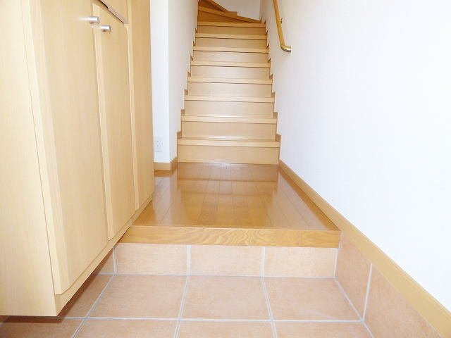 ベルデ・ビエントⅡ番館の玄関