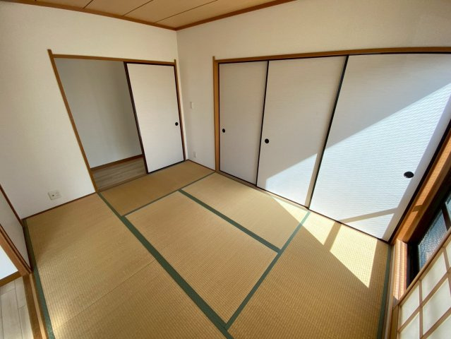 パルコート八木の和室