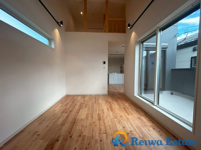 新築戸建　茅ヶ崎市柳島海岸の居間・リビング