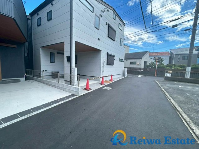 新築戸建　茅ヶ崎市柳島海岸の前面道路含む現地写真