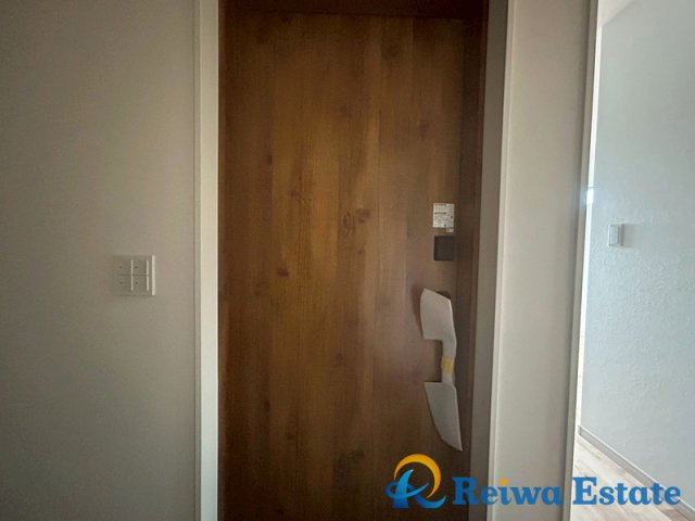 新築戸建　茅ヶ崎市柳島海岸の玄関