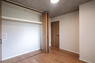 【収納】 | エンゼルハイムリバーサイド武庫川 | 洋室6.2帖のクローゼットです♪たくさんのお洋服・小物が収納できます！