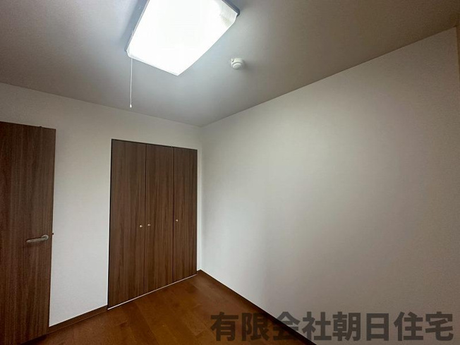 【洋室】 | サーパス北田町 | 落ち着いた色調の洋室です