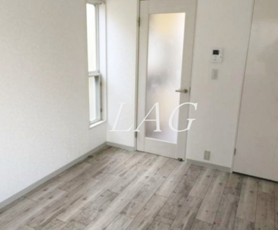 【居間・リビング】 | パティオ・ハナミズキ | 洋室のお部屋です。