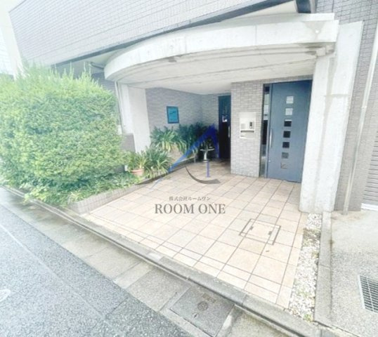 サンパティックオキクラのエントランス|エントランスです。