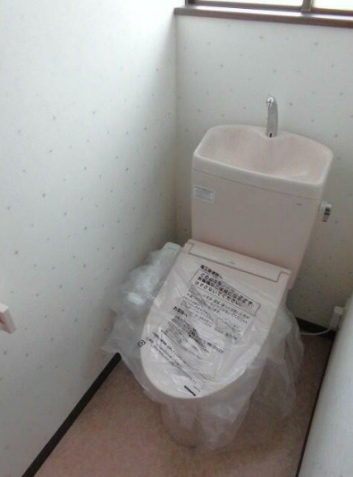 中野区上高田２丁目のアパートのトイレ