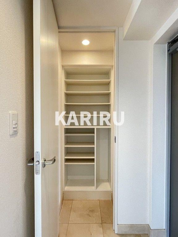 ｾｲﾜﾊﾟﾚｽ 夕陽丘の玄関