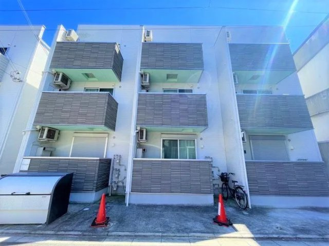 ＶＥＲＹ若江本町　東大阪市1棟売りアパートの外観