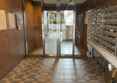 【内装】 | 日神パレステージ橋本 | 共用部分は、一棟の建物に住む区分所有者全員が共同で所有するとし、共用部分の管理、補修などは、区分所有者で形成される管理組合が行います。個人の判断で勝手に変更することはできませんので覚えておきましょう。