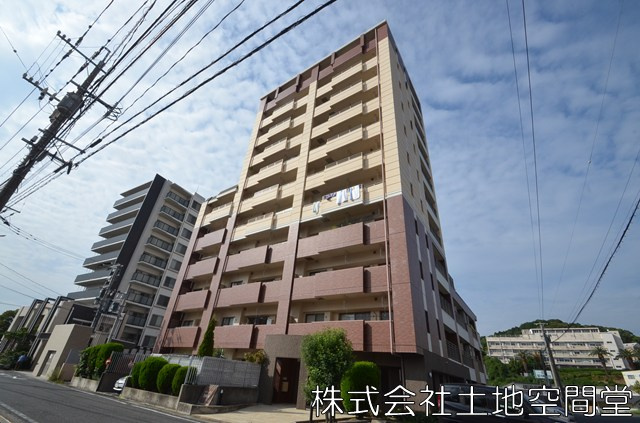 リヴィエール黒崎西の外観