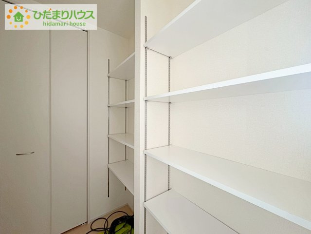 ひたちなか船窪第2　新築戸建の収納|使い勝手の良い大きなシューズボックス☆乱雑になりがちな玄関をスッキリ見せてくれます！