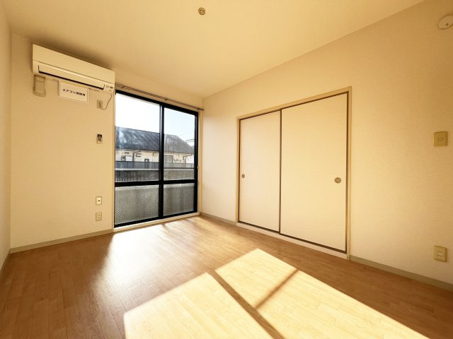 メープルタウンＡ号棟の洋室