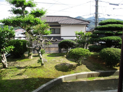 【庭】 | 企救丘一丁目26番18号（B-7）