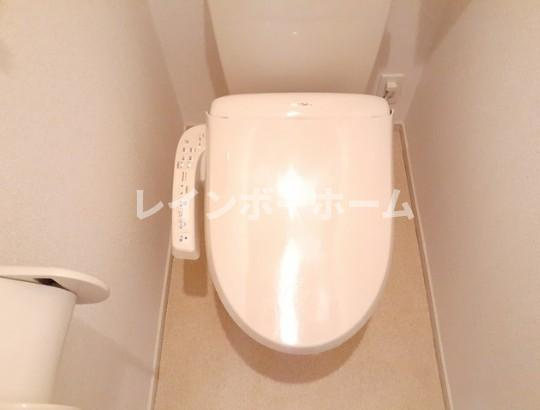 市川市香取１丁目のアパートのトイレ