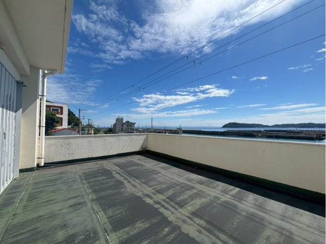 南あわじ市　売別荘・戸建　オーシャンビューのバルコニー