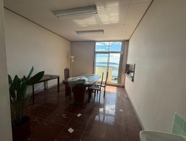 南あわじ市　売別荘・戸建　オーシャンビューの洋室