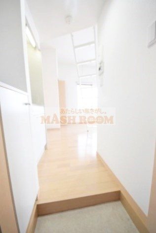 杉並区堀ノ内２丁目のアパートの玄関