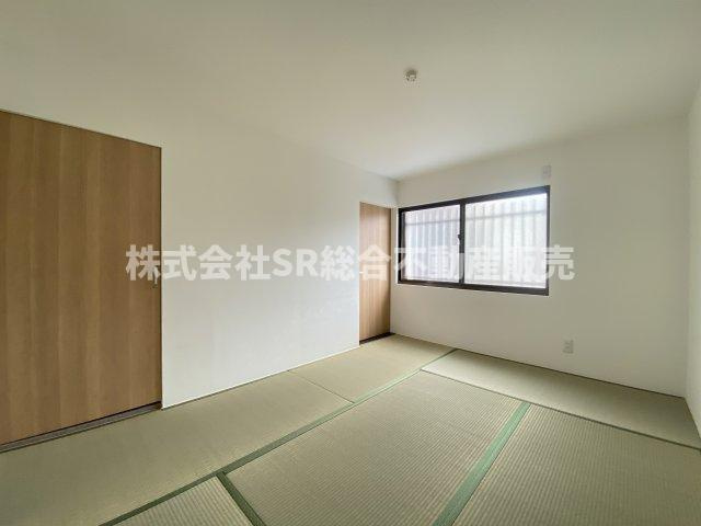 花園西町1丁目中古テラスハウスの子供部屋|明るいお部屋です♪子供部屋にいかがでしょうか。