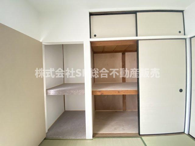 花園西町1丁目中古テラスハウスの収納|たっぷりとした収納スペースです