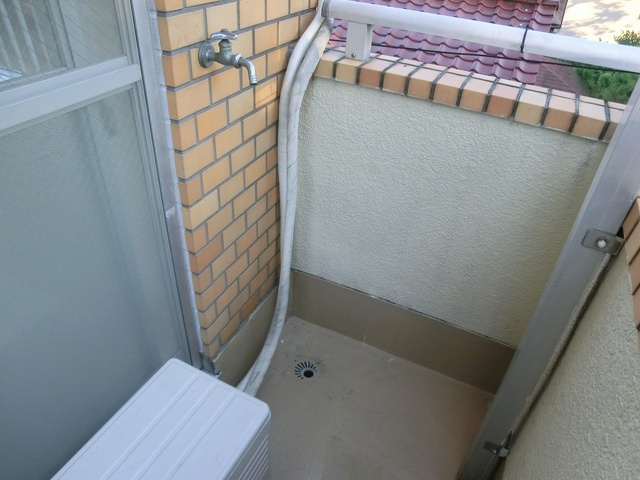 パークハイムのバルコニー|バルコニーに洗濯機置き場あります。