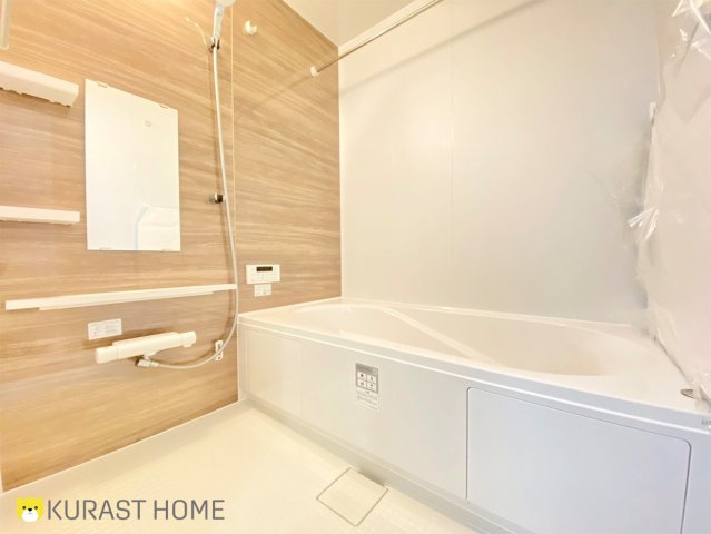 京都市西京区山田車塚町　新築戸建の浴室