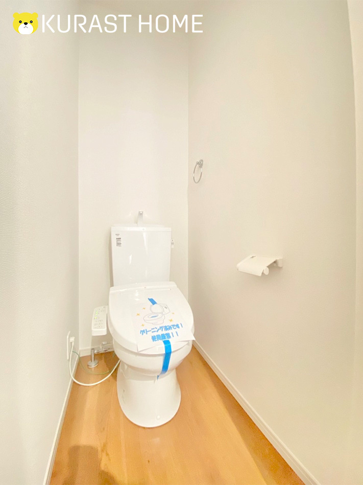 京都市西京区山田車塚町　新築戸建のトイレ|1階トイレ