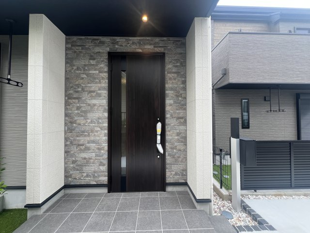 町名からして何だか静かそう…その名の通りの閑静な立地【緑区竹山１丁目】新築戸建の玄関|玄関です