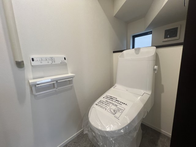 町名からして何だか静かそう…その名の通りの閑静な立地【緑区竹山１丁目】新築戸建のトイレ|ゆったりとした空間のトイレです