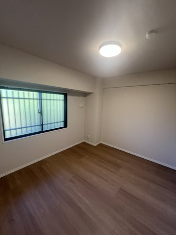 【洋室】西宮名塩ウィンディヒルズⅠ番館 