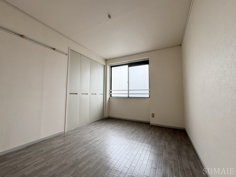 マンション・メルヴェーユの寝室|6帖洋室