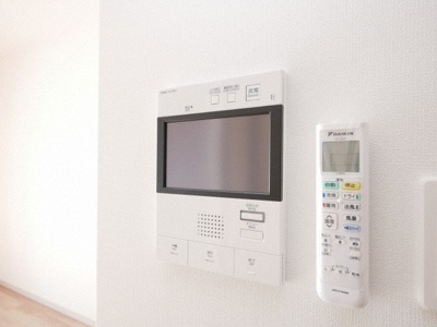 【セキュリティ】 | ブランシエスタ加島 | モニター付きインターホンです