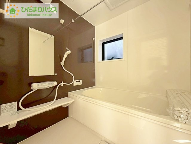 日立市助川町3期　新築戸建の浴室|"何歳まで一緒に入ってくれるだろうか・・・。
広いお風呂は、お子様と一緒に入るバスタイムがより楽しくなります。"