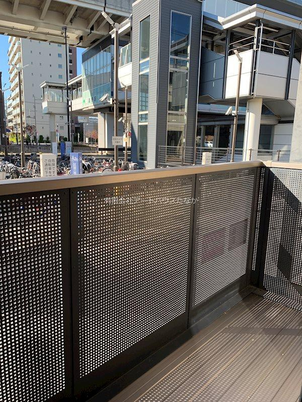 グローリAYIIのバルコニー