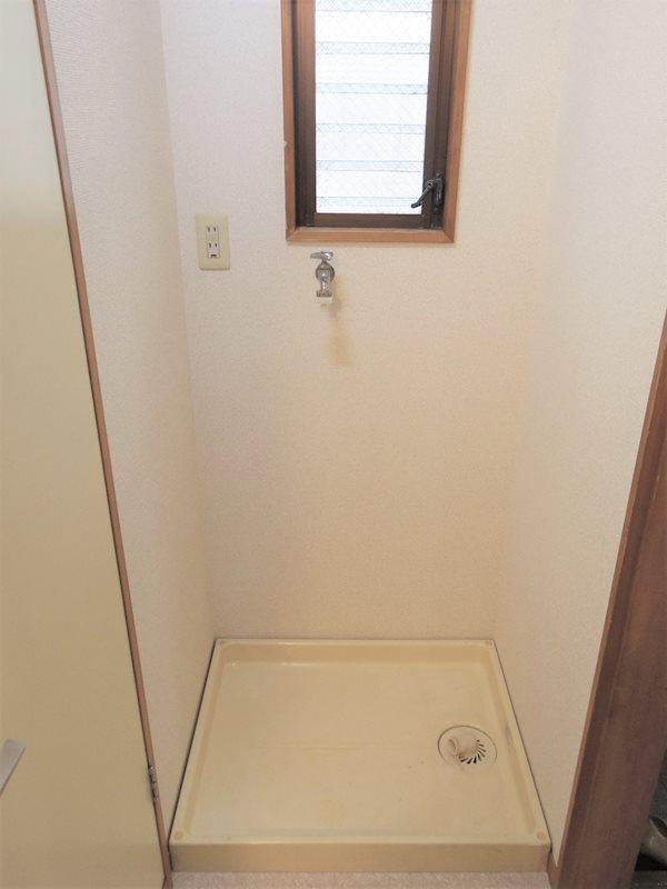 サンハイツイワミのセキュリティ|室内洗濯機置き場