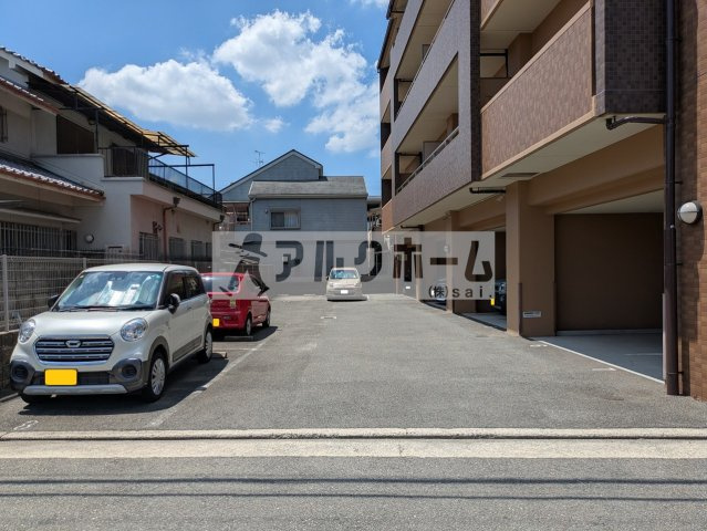 キラクマンションの駐車場