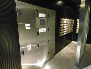 【ロビー】 | エルミタージュ東高円寺 | 宅配ボックス・メールボックス完備。