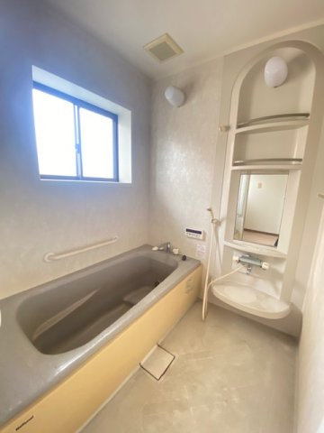 都城市上長飯町の中古一戸建の洋室