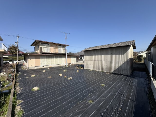 都城市上長飯町の中古一戸建の庭