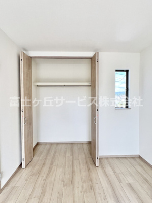 【収納】 | 裾野市茶畑 9期 新築一戸建て A号棟 | 寝室の収納です