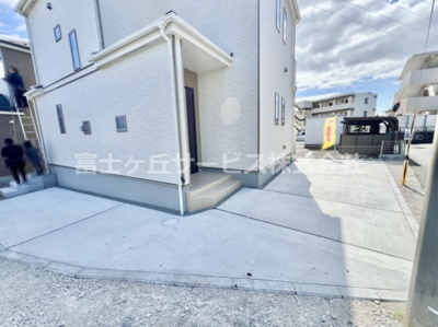 【駐車場】 | 裾野市茶畑 9期 新築一戸建て A号棟 | カースペースがあります