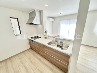 【キッチン】 | 裾野市茶畑 9期 新築一戸建て A号棟 | キッチンでお料理をお楽しみください