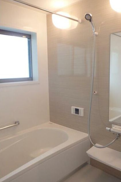 さいたま市浦和区領家７丁目の一戸建ての浴室