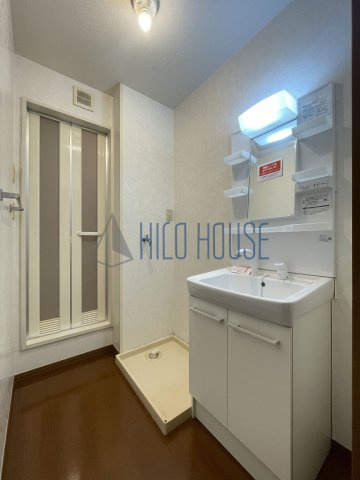 オークスハイムつきぢの洗面所