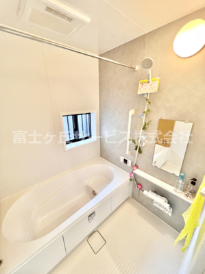 【浴室】 | 裾野市桃園 新築一戸建て | 日々の疲れを癒すお風呂付です