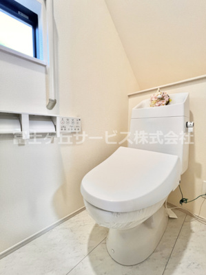 【トイレ】 | 裾野市桃園 新築一戸建て | 1Fのトイレです