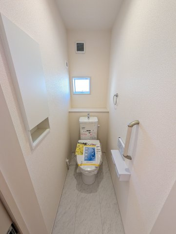 【トイレ】 | ブルーミングガーデン高崎市箕郷町上芝ー① | 2階のトイレ♪