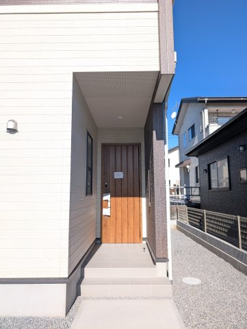 【玄関】 | ブルーミングガーデン高崎市箕郷町上芝ー①