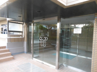 【エントランス】